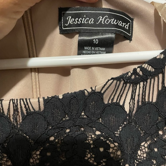 Black and Tan lace dress - Picture 5 of 6